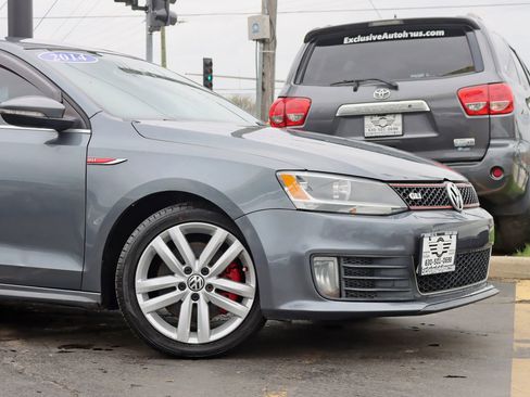 Used 2014 Volkswagen Jetta GLI FWD image 3
