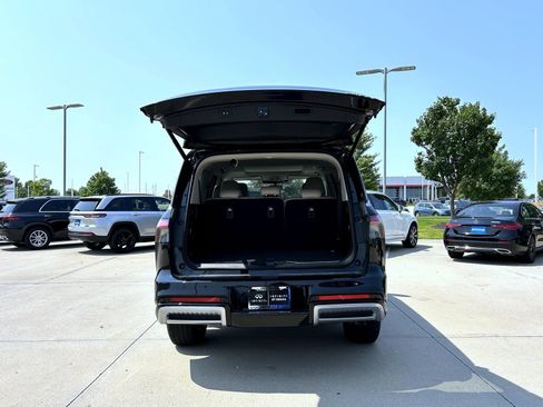 Certified 2025 INFINITI QX80 Pure AWD/4WD image 23