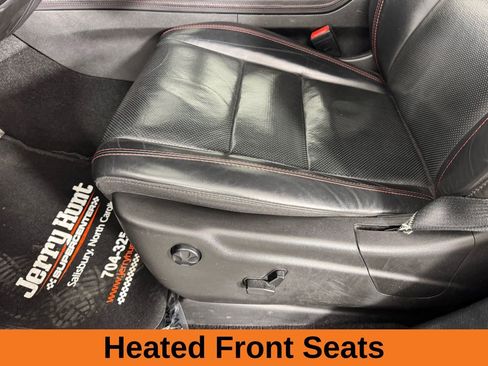 Used 2024 Dodge Durango GT image 13