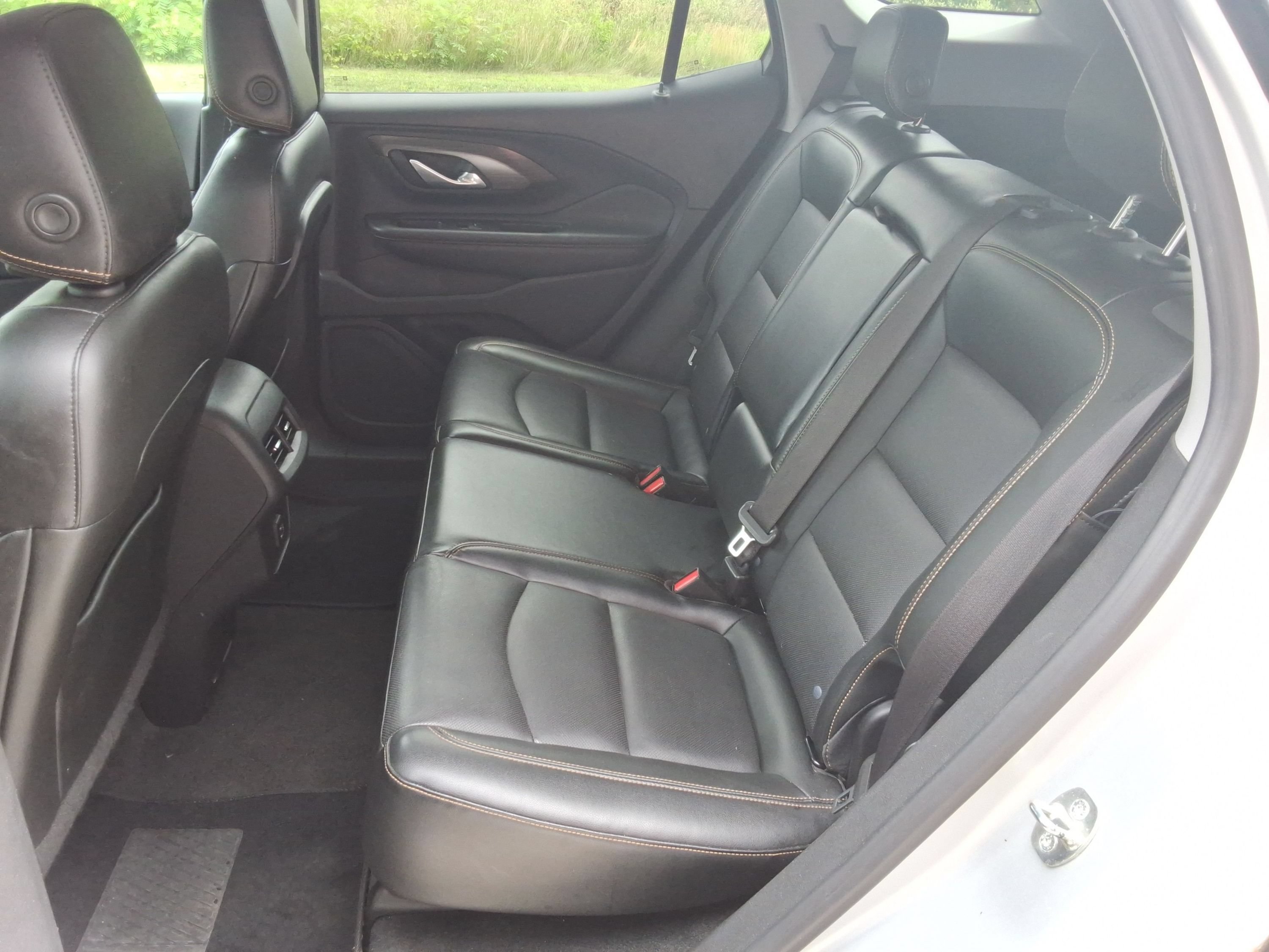 Used 2020 GMC Terrain SLT FWD image 30