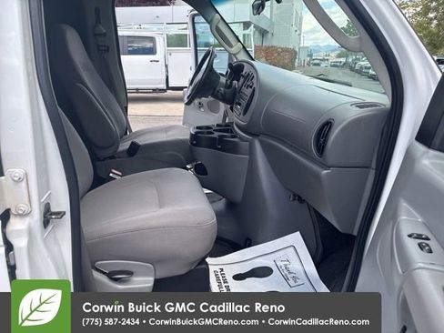 Used 2006 Ford E-350 and Econoline 350 Super Duty RWD image 23