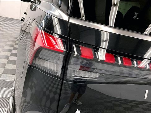 Used 2025 INFINITI QX80 Sensory AWD/4WD image 36