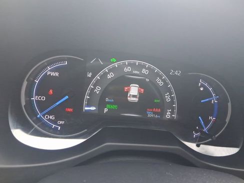 Used 2025 Toyota RAV4 XLE w/ Convenience Package AWD/4WD image 14