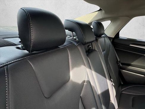 Used 2020 Ford Fusion Titanium image 20