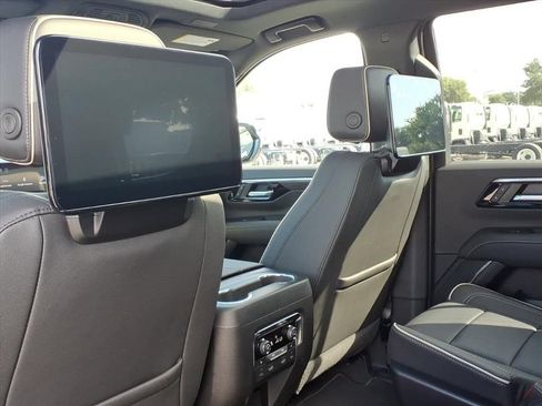 New 2026 Chevrolet Tahoe Premier AWD/4WD image 19