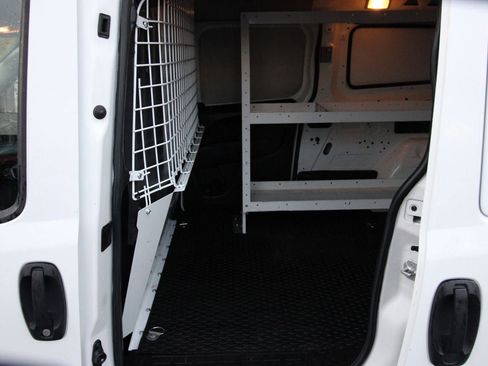 Used 2020 RAM ProMaster City Tradesman image 29