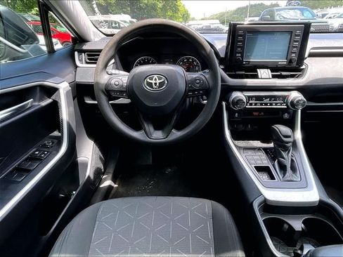 Used 2020 Toyota RAV4 XLE w/ Convenience Package AWD/4WD image 5