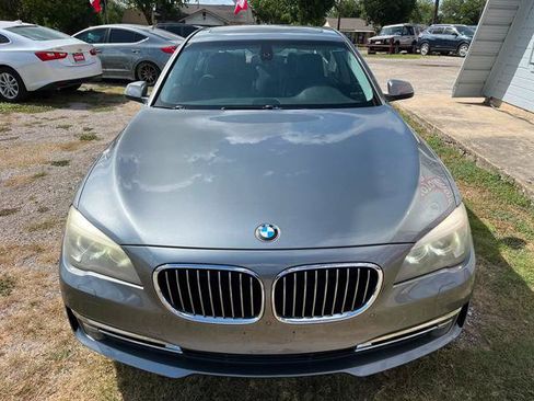 Used 2013 BMW 740i RWD image 2