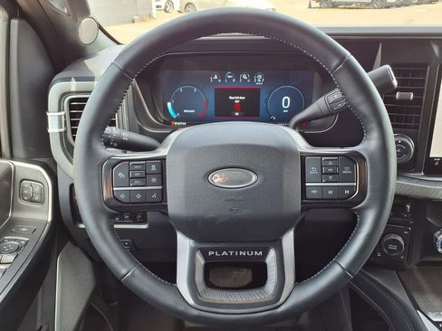 Used 2025 Ford F250 Platinum w/ FX4 Off-Road Package AWD/4WD image 35