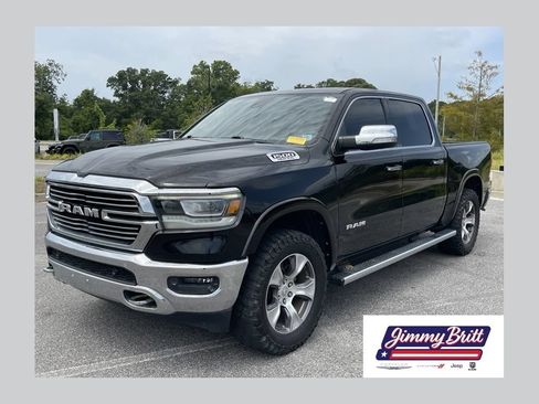 Used 2020 RAM 1500 Laramie AWD/4WD image 1