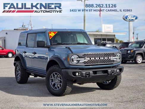 New 2025 Ford Bronco Badlands image 1