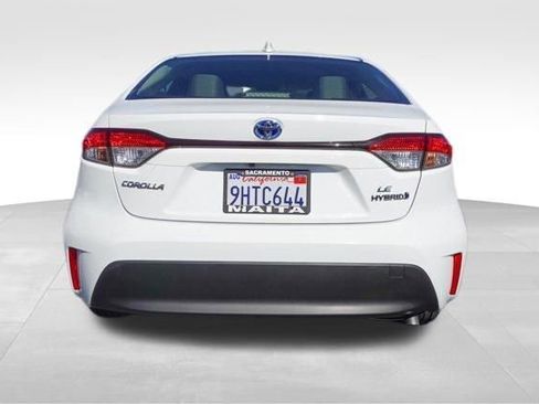 Certified 2023 Toyota Corolla LE image 4