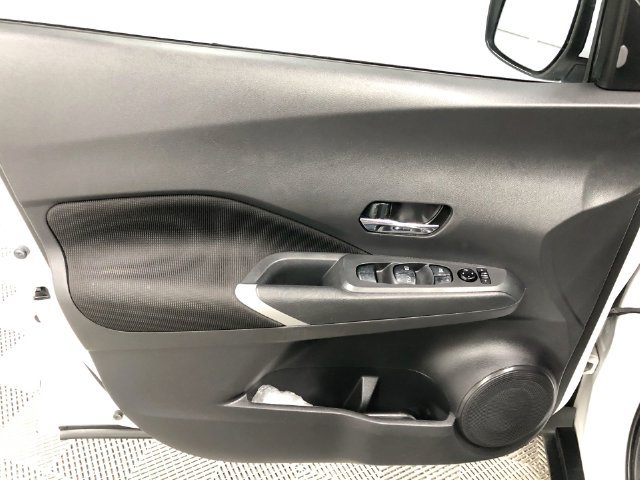 Used 2021 Nissan Kicks SV FWD image 32