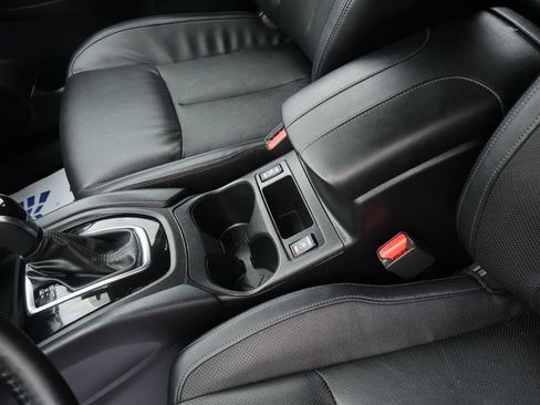 Used 2022 Nissan Rogue Sport SL image 18