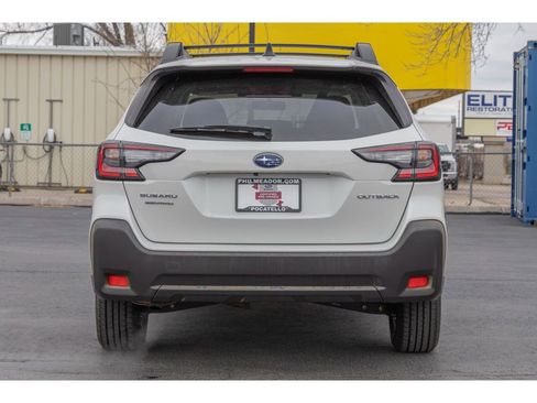 Certified 2023 Subaru Outback Premium image 4
