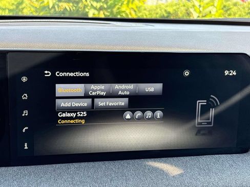 Used 2025 Nissan Kicks SV FWD image 30