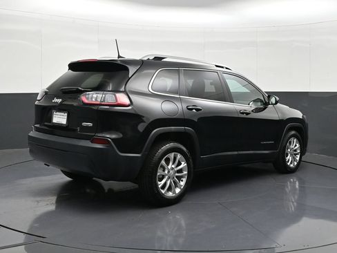 Used 2019 Jeep Cherokee Latitude w/ Popular Appearance Group FWD image 5