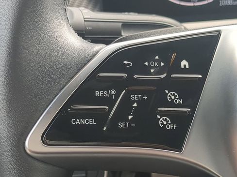 Used 2025 Mercedes-Benz CLA 250 image 11