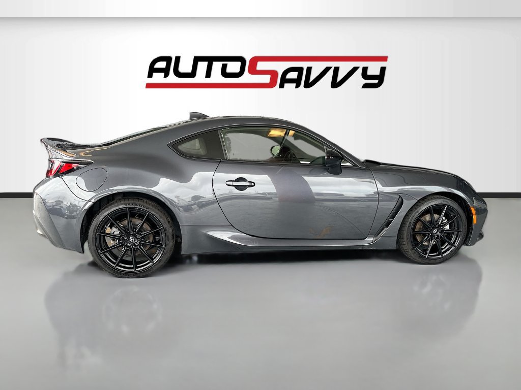Used 2024 Toyota GR86 Premium RWD image 8