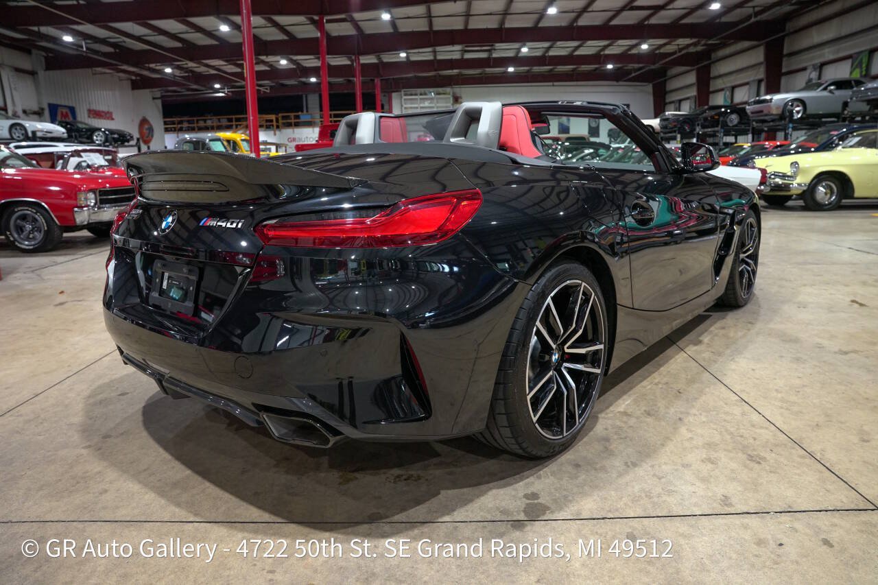 Used 2024 BMW Z4 M40i w/ Premium Package RWD image 8