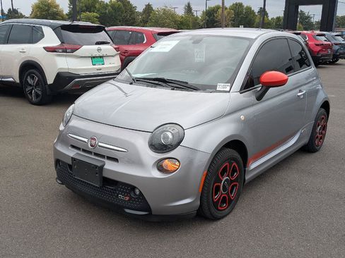 Used 2018 FIAT 500 e w/ Esport Package FWD image 1