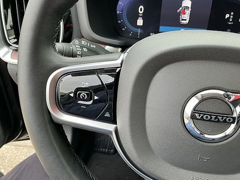 Certified 2025 Volvo V60 B5 Cross Country Plus image 28