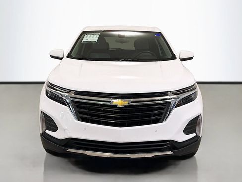 Used 2024 Chevrolet Equinox LT w/ Driver Convenience Package AWD/4WD image 2