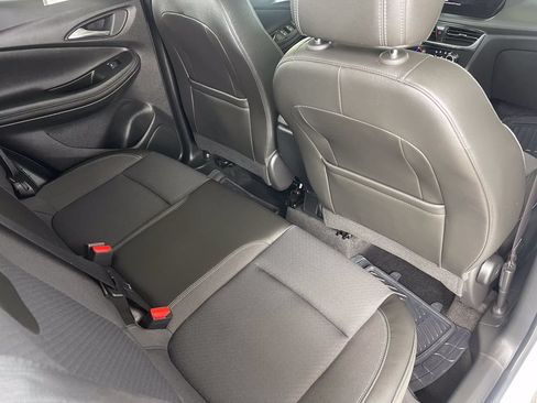 Used 2024 Buick Encore GX Preferred FWD image 12