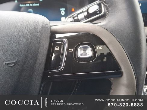 Certified 2025 Lincoln Corsair Reserve image 22