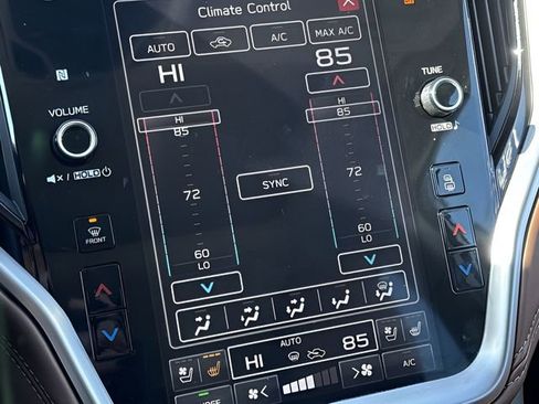 Used 2022 Subaru Outback Touring XT image 19