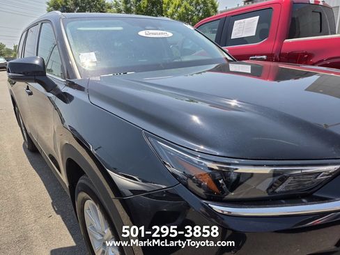 Used 2024 Toyota Grand Highlander FWD image 3