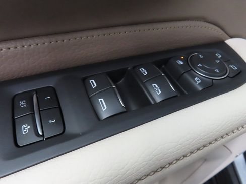 Used 2024 GMC Yukon Denali image 70