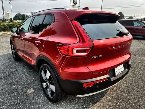 Used 2021 Volvo XC40 T5 Momentum AWD/4WD image 12