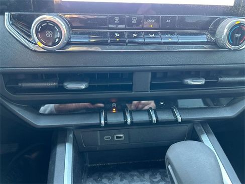 Used 2025 Chevrolet Colorado W/T w/ Advanced Trailering Package image 23