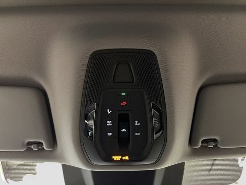 Used 2025 Audi Q5 Premium Plus w/ Premium Plus AWD/4WD image 18
