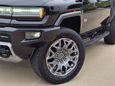 Used 2025 GMC Hummer EV 3X AWD/4WD image 7