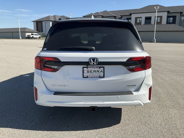 New 2027 Honda Odyssey Touring image 15
