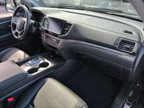 Used 2025 Honda Ridgeline RTL image 32