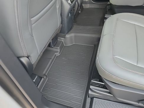 New 2026 Ford Explorer Active w/ Active Comfort Package RWD image 20