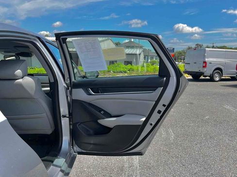 Used 2019 Honda Accord LX image 18