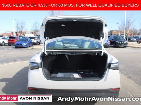 New 2026 Nissan Sentra SL w/ Floor Mat Package FWD image 5