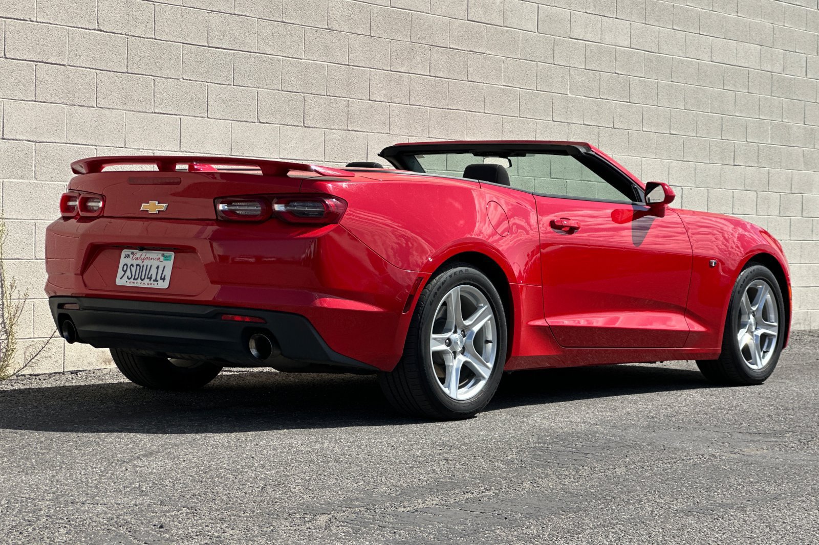 Certified 2023 Chevrolet Camaro LT RWD image 4