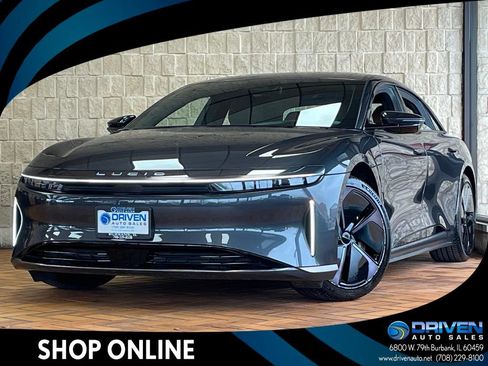 Used 2024 Lucid Air Touring image 1