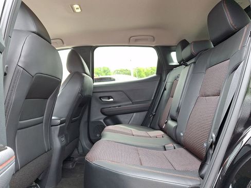 Certified 2025 Nissan Kicks SR AWD/4WD image 11