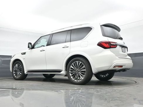 Used 2018 INFINITI QX80 4WD w/ Deluxe Technology Package image 18