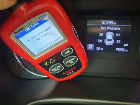Used 2020 Kia Forte LXS FWD image 9