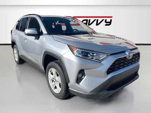 Used 2021 Toyota RAV4 XLE w/ Convenience Package image 1