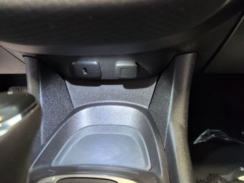 Used 2017 Chevrolet Malibu LS FWD image 23