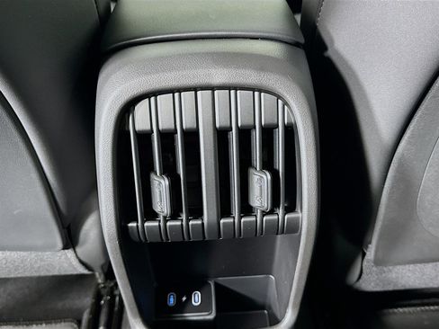 New 2026 Hyundai Kona SEL Premium image 24