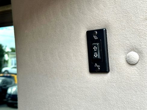 Used 2014 GMC Savana 1500 image 28